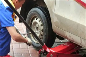 尼勒克附近拖车24小时服务热线电话